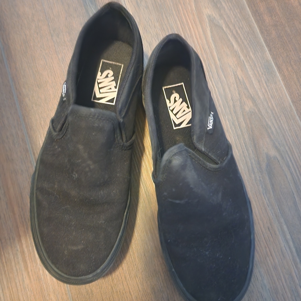 Womens Vans in size 7.5